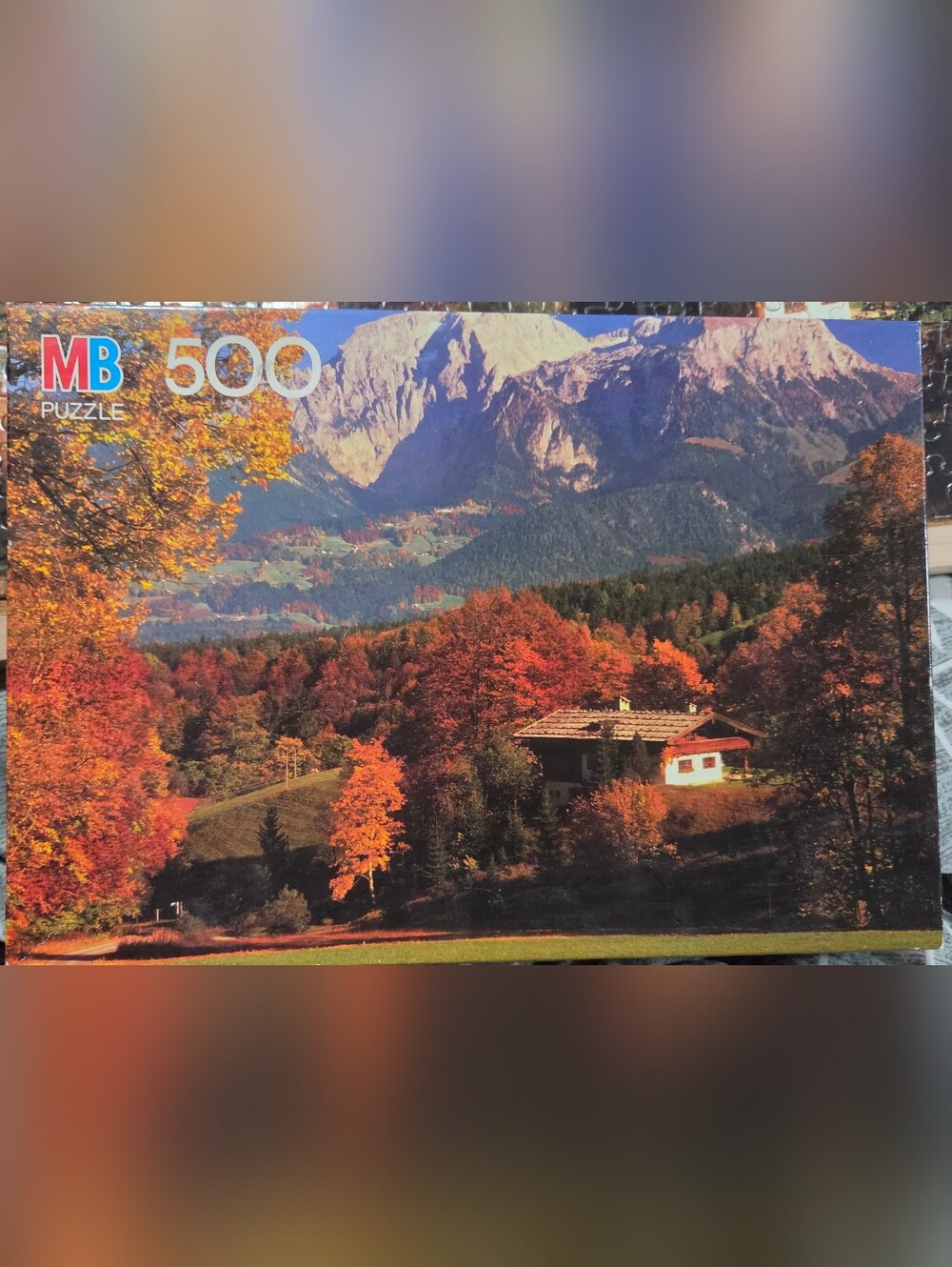 500 Piece Autumn Mountain Landscape Puzzle - Orange & Green
